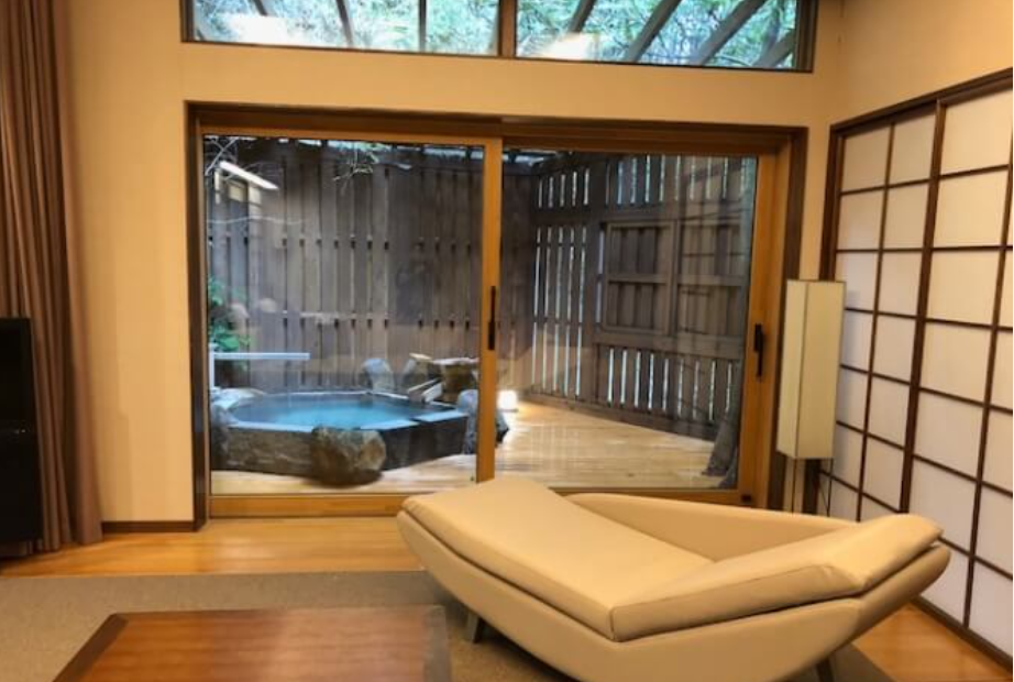 湯主一條 源泉かけ流しの薬湯