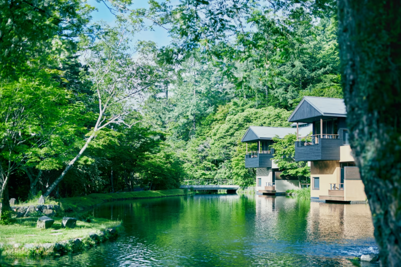 星のや軽井沢 水波の部屋から見える川